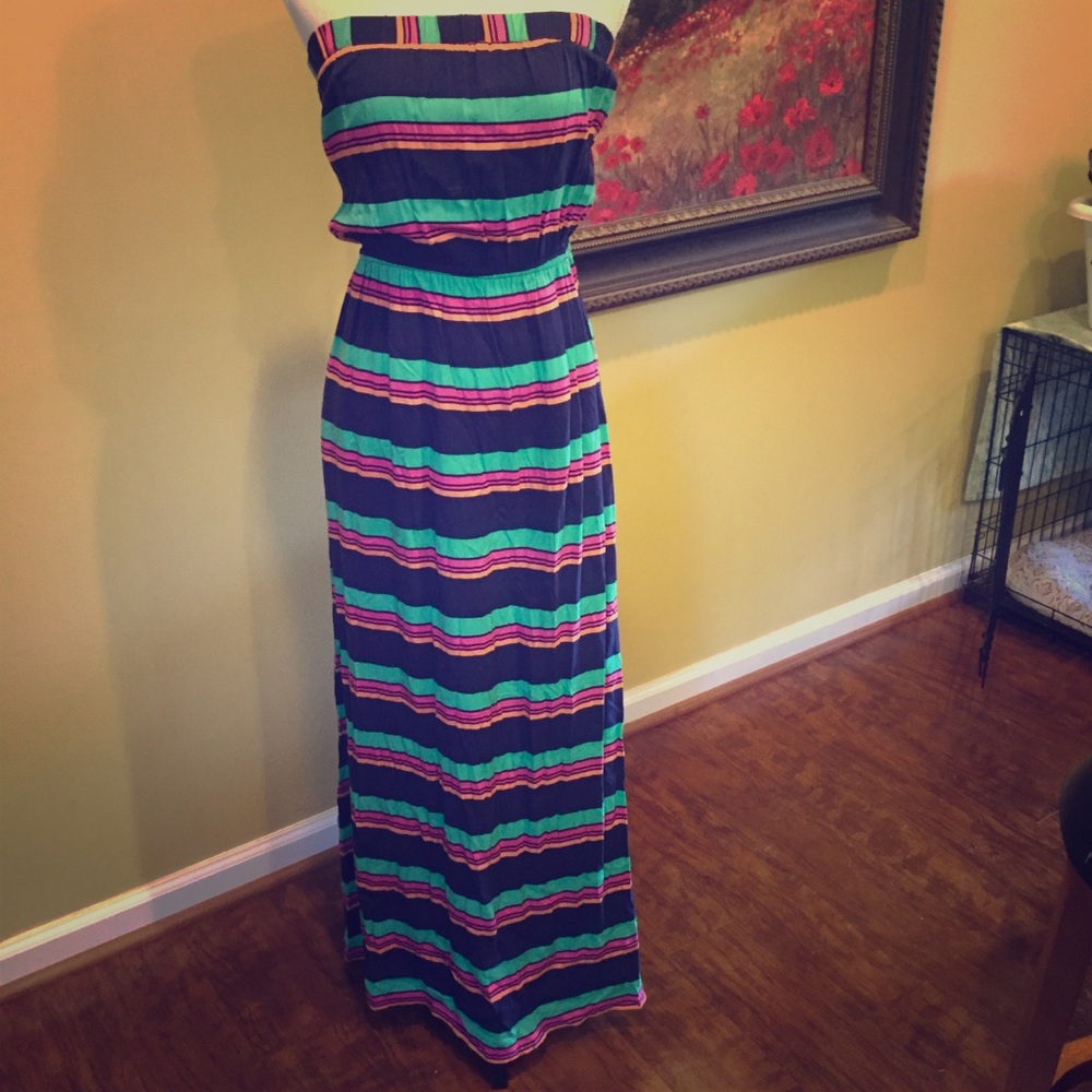 Splendid- Sleeveless Maxi Dress. Size S